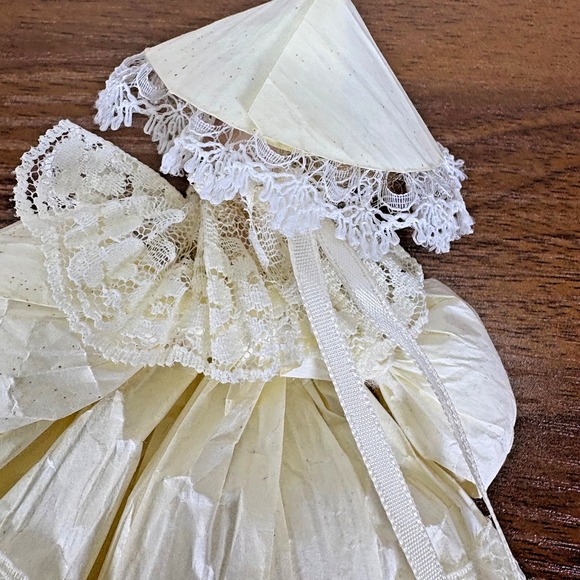 Kurt Adler Collectibles Jocelyn Mostrom Doll w/Present Christmas Ornament Lot 2 - Picture 10 of 16